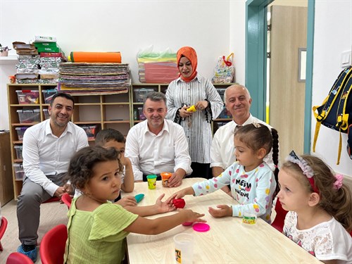“Başkan SARI’dan Şehit Teğmen Ömer Faruk Civelek Anaokuluna Ziyaret”